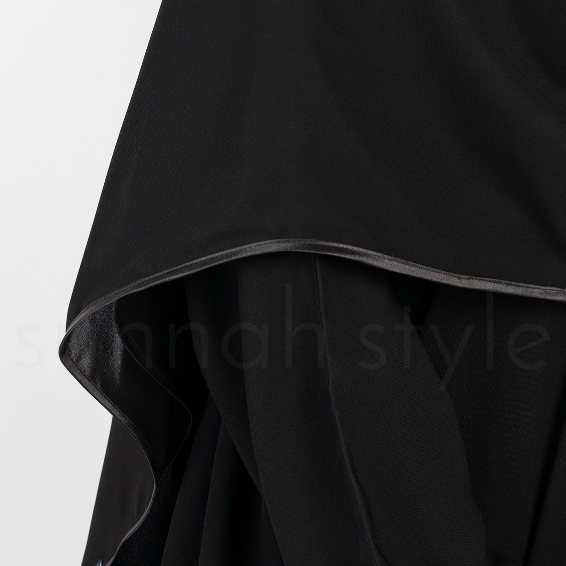 Sunnah Style Satin Trimmed Square Hijab XL Black